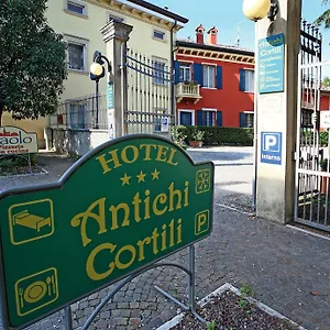 3* Hotel Antichi Cortili