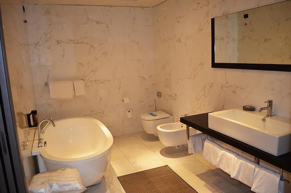Hotel Ristorante Giada Grumolo delle Abbadesse 3*,  İtalya